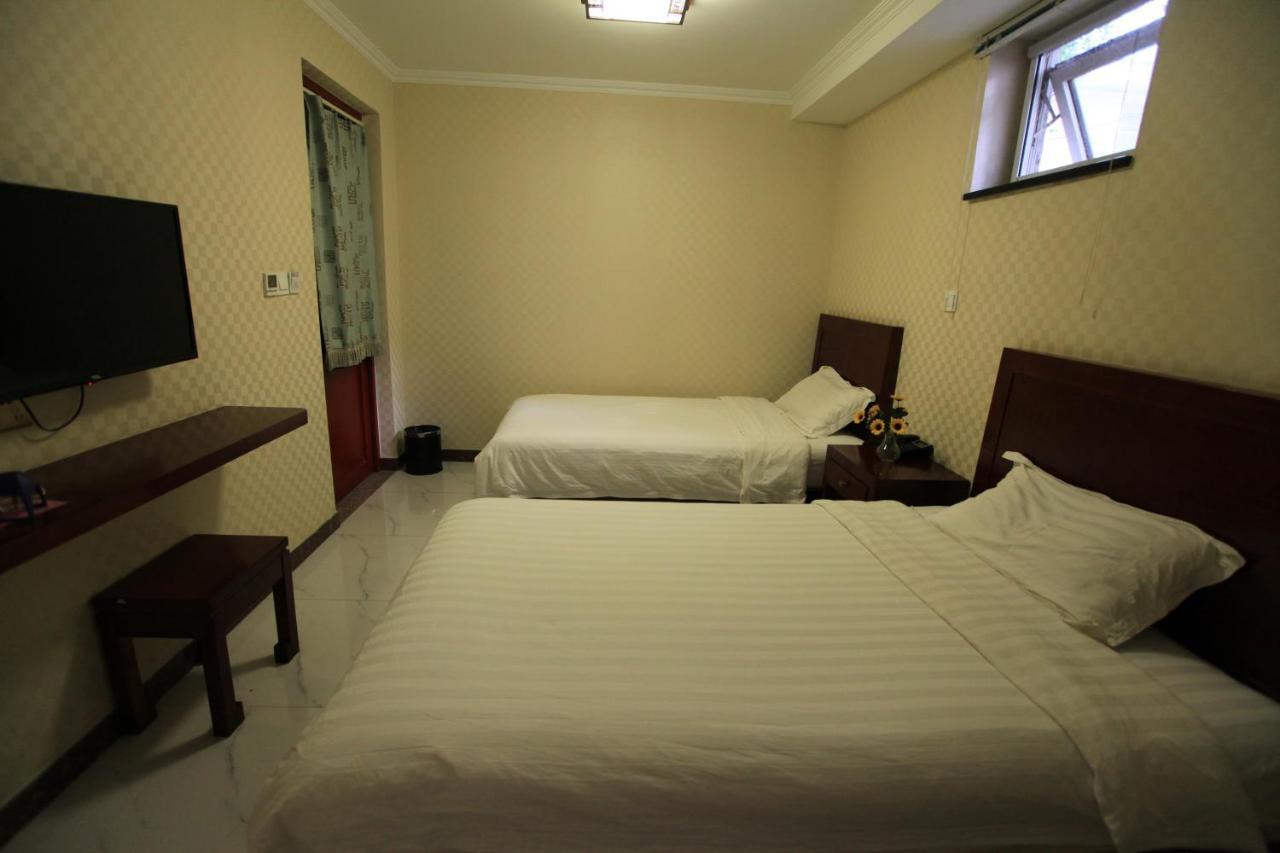 Zhantan Courtyard Hotel Beijing Exterior photo